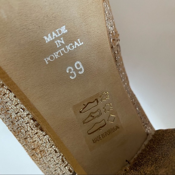 Unity.In.Diversity Comfortably Hip European Heels - Picture 13 of 16